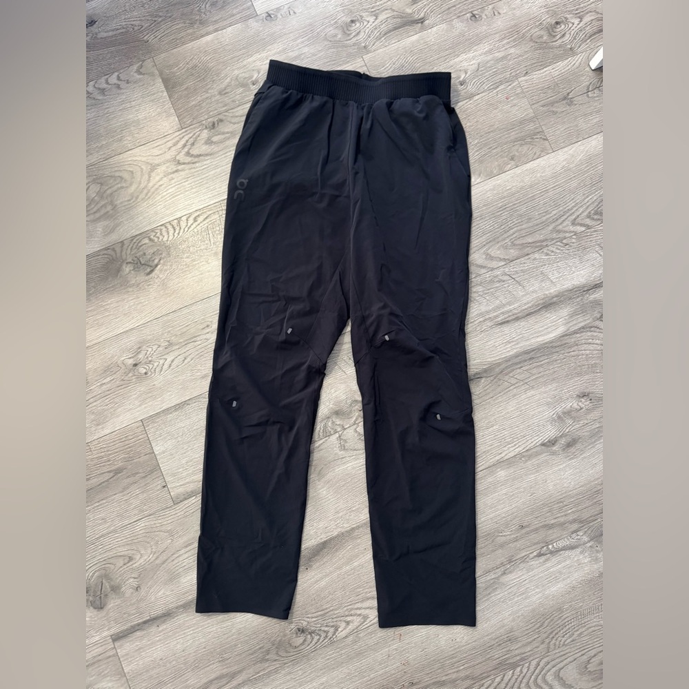 On Movement Pants